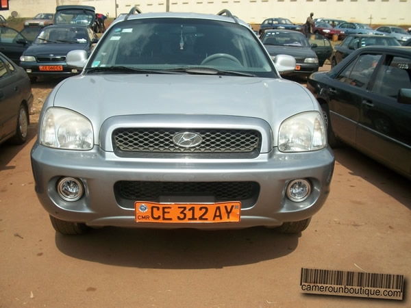  Location Voiture Hyundai Santa Fé 4X4 à Yaoundé