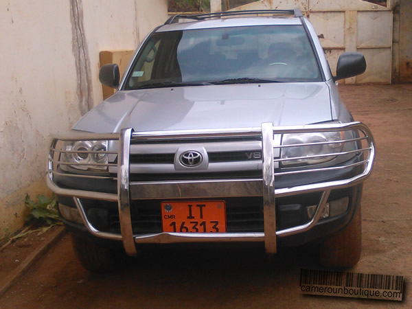 Location Toyota 4Runner 4X4 à Douala