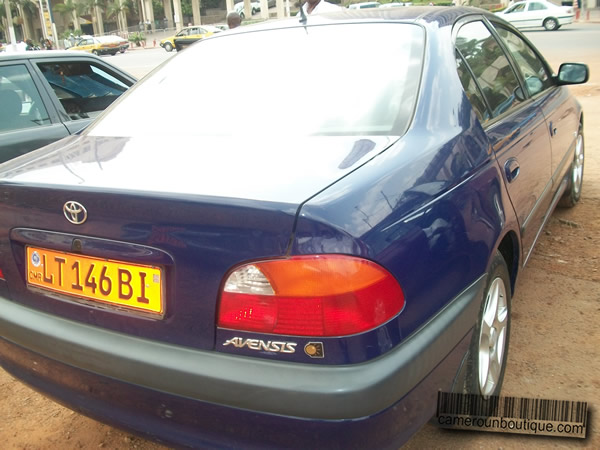 Location Voiture Toyota Avensis à Yaoundé