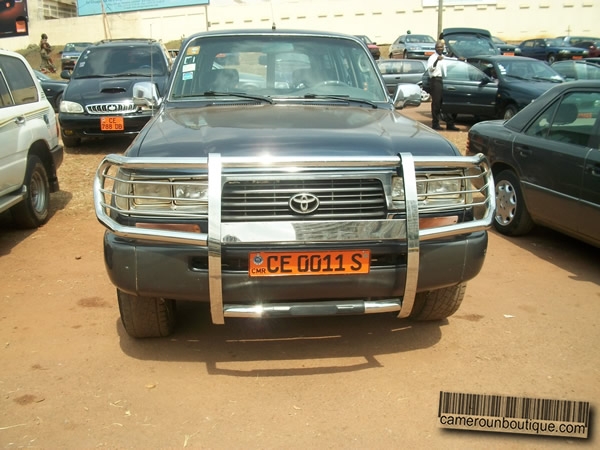  Location Voiture Toyota Land Cruiser 4X4 à Yaoundé