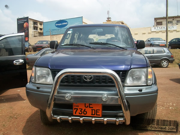 Location Voiture Toyota Land Cruiser Colorado à Yaoundé