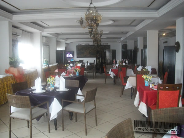 Salle de banquets à Douala Bessengué