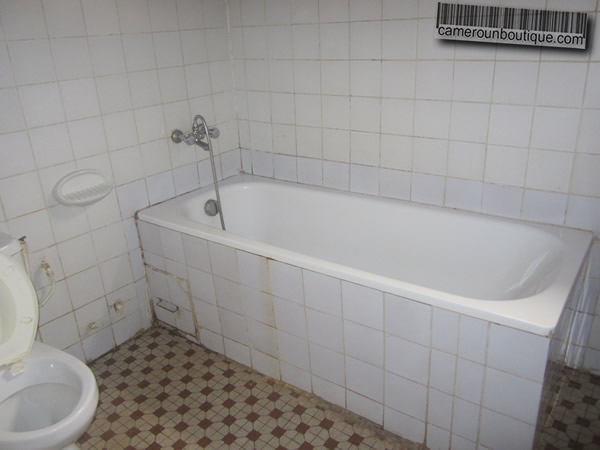 Salle de bain Appartement meublé Yaoundé Tsinga