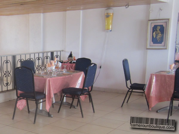 Salle restaurant à Yaoundé Nsam efoulan