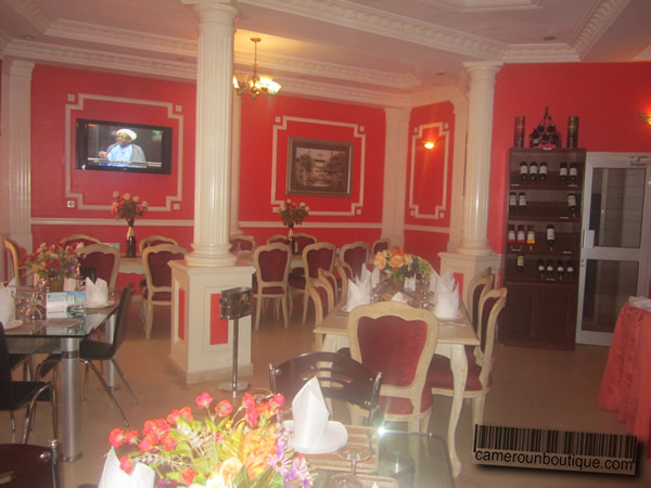 Location salle restaurant Yaoundé Ekoumdoum