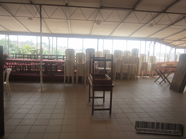 Salle banquet mariage à Yaoundé Fouda Omnisport
