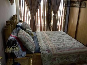 Villa meublée climatisée 4 chambres à Bonanjo Douala