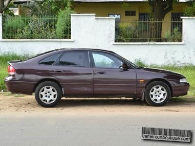 Location voiture berline Mazda à Douala