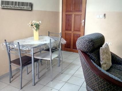 Appartement meublé 2 chambres F3 à louer à Douala Deido