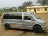 Location Minivan Mercedes 08 places à Yaoundé